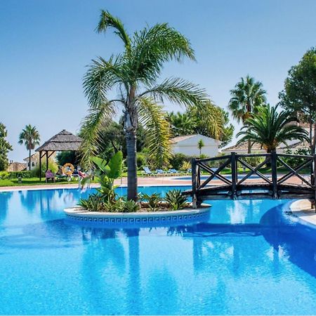 Duquesa Suites Golf And Garden Castillo de Sabinillas Bagian luar foto